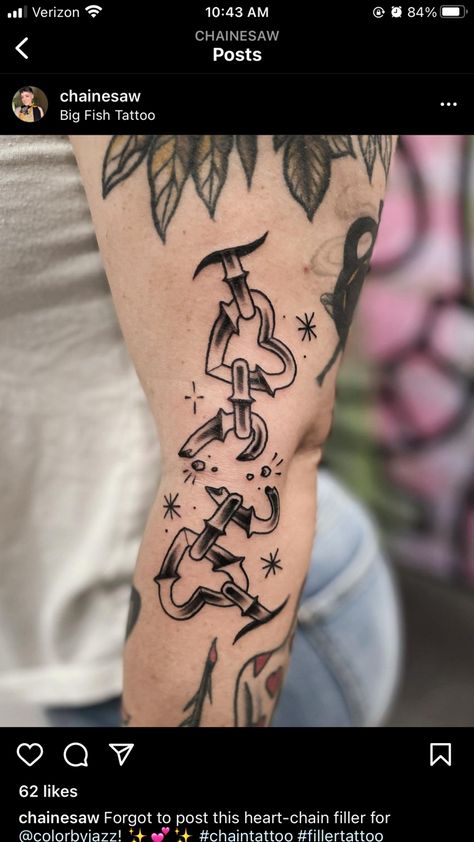 Leg Gap Filler Tattoos, Chain Filler Tattoo, Filler Tattoo Ideas Gap Patchwork, Ditch Filler Tattoo, American Traditional Ball And Chain Tattoo, Traditional Phone Tattoo, Chain Flower Tattoo, Filler Pieces Tattoo, Hand Filler Tattoos