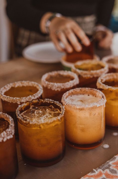 This New Mexico Backyard Wedding Had the Dreamiest Terracotta Color Palette! Boho Drinks, Mexico Backyard, Dessert Fashion, Colorful Boho Wedding, Mexico City Wedding, Terracotta Color Palette, Boho Inspo, Terracotta Color, Taos New Mexico