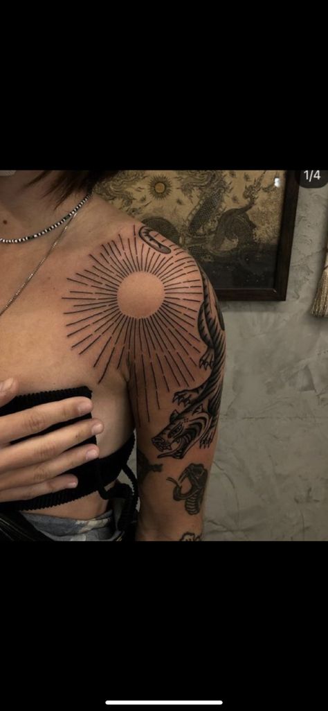 Sun Rays Tattoo, Girl Thigh Tattoos, Ray Tattoo, Armband Tattoos, Western Tattoos, Wicked Tattoos, Full Back Tattoos, Red Ink Tattoos, Sun Tattoos