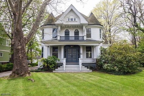 358 Montrose Ave, South Orange, NJ 07079 | MLS #3300863 - Zillow South Orange Nj, 4 Beds, The 4, Mls, Home And Family, House Styles, History, Building, Orange