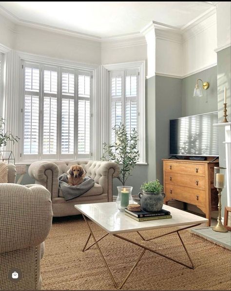 Farrow And Ball Pigeon, 1930s Living Room, 1930s House Interior, White Marble Table Top, Townhouse Interior, White Marble Table, 1930s House, Farrow And Ball, Cool Curtains