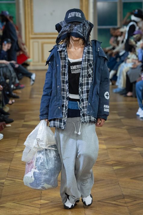 Layering Outfits Men, Paris Fashion Week Men, Elite Fashion, Diy Clothes And Shoes, Denim Jeans Fashion, Concept Clothing, Street Fashion Men Streetwear, Men Streetwear, Layered Fashion