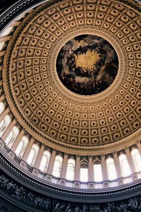 Circular Room, Dome Building, Building Interior, United States Capitol, Building Images, Potomac River, Us Capitol, National Mall, Capitol Building