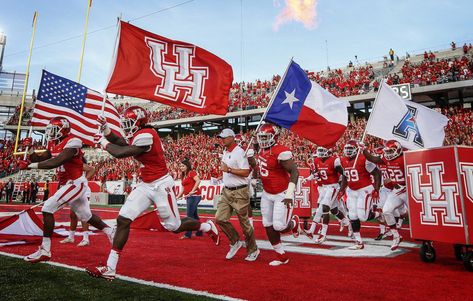 U Of H University Of Houston, University Of Houston Aesthetic, Houston University, Houston Aesthetic, 2023 Board, College Vibes, University Of Houston, Dream College, Education College