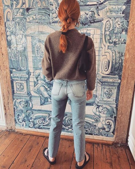 Stacy Dooley, Stacey Dooley, Loungewear Capsule, Celebrity Summer Style, Red Hair Inspo, Celebrity Style Inspiration, Faux Fur Coats, Red Fall, Style Muse