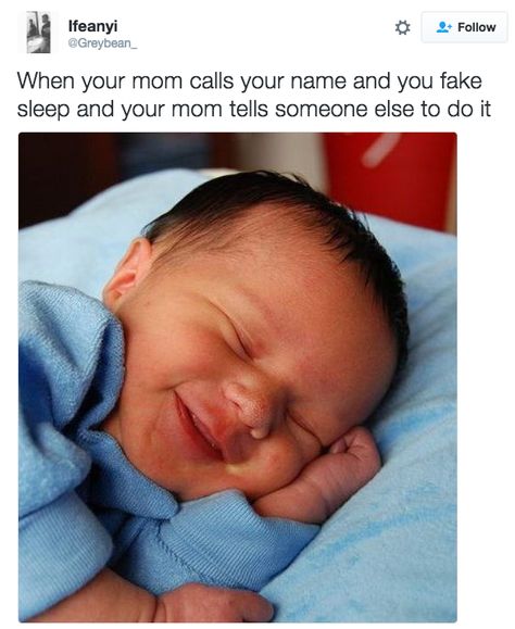 When you narrowly miss a bullet. | 21 Times The Internet Was Way Too Real About Having A Sibling Gelukkige Baby, Baby Smiles, Foto Baby, Happy Baby, Little People, Baby Fever, Children Photography, Baby Pictures, Baby Photography