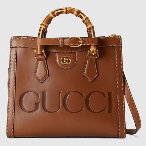 Shop the Gucci Diana small tote bag in brown at GUCCI.COM. Enjoy Free Shipping and Complimentary Gift Wrapping. Gucci Diana, Tas Bahu, Gucci Handbag, Gucci Tote Bag, Gucci Tote, Handbag Heaven, Small Tote Bag, Small Tote, Gucci Handbags