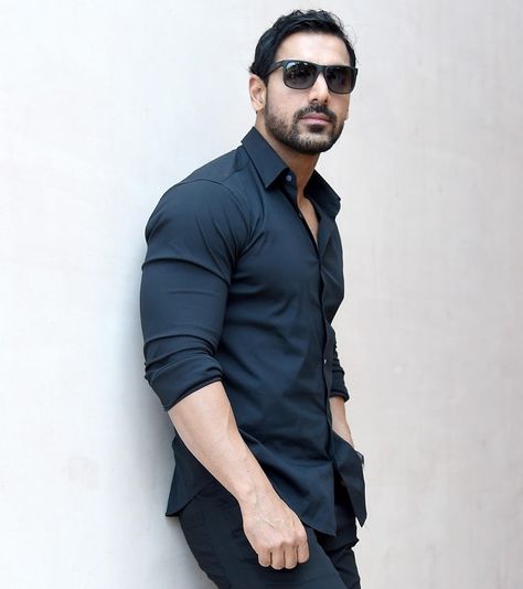 John Abraham Wallpaper, John Abraham Photoshoot, John Abraham Body, 70s Bollywood, Jackie Shroff, Father Abraham, Bandra Mumbai, Jai Hind, Preity Zinta