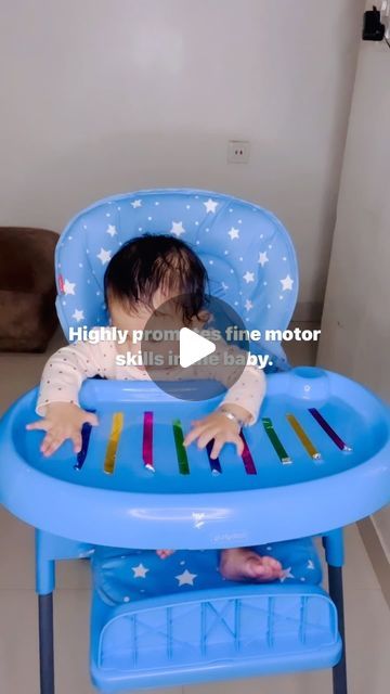 High Chair Activities, 6 Month Baby Activities, Pregnancy Preparation, Baby Lyrics, Sensory Activities Toddlers, Baby Tips, 6 Month Baby, Diy Activities, Kid Activities