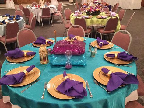 Aladdin Table Decorations, Aladdin Birthday Party Decoration, Aladdin Quinceanera Theme, Bollywood Party Decorations, Arabian Theme Party, Disney Princess Themed Wedding, Aladdin Wedding Theme, Aladdin Theme, Aladdin Wedding