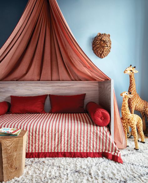 Loft Bedroom Kids, Giancarlo Valle, Toddler Table, New York Loft, Decorating Advice, Baby Room Design, Canopy Bed, Beautiful Space, Architectural Digest