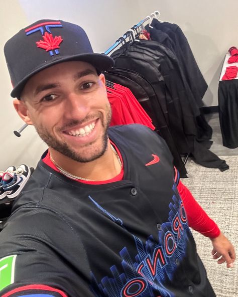 Baseball Aesthetic, George Springer, Hello Handsome, The Outfield, Toronto Blue Jays, Whole Heart, Blue Jays, Baseball Players, Happy People