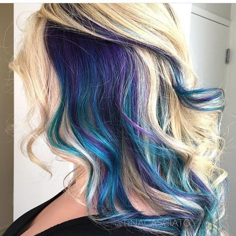 Blue Underlights, Peacock Hair Color, Space Hair, Underlights Hair, Peacock Hair, Ombre Blond, Peekaboo Hair, Colourful Hair, Hair Dye Ideas