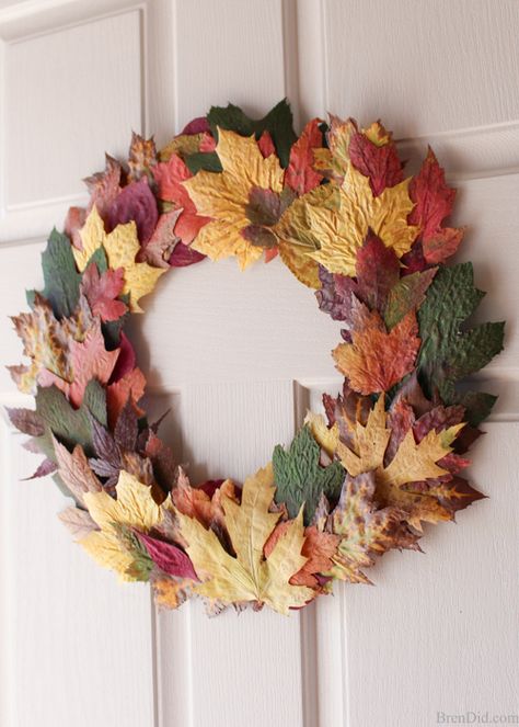 Pressed fall leaves can be made into a lovely and frugal front door wreath. Learn a quick and easy method to preserve fall leaves and make this simple wreath today! Autumn Leaves Craft, Mason Jar Candle Holders, Fall Leaf Wreaths, Autumn Wreaths For Front Door, Diy Fall Wreath, Leaf Crafts, Décor Boho, Leaf Wreath, Autumn Wreaths