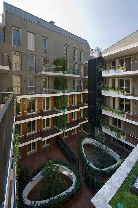 Residential Architecture Apartment, Architecture Courtyard, Green Terrace, Tropical Architecture, Building Renovation, Inner Courtyard, Student House, Apartment Architecture, Social Housing