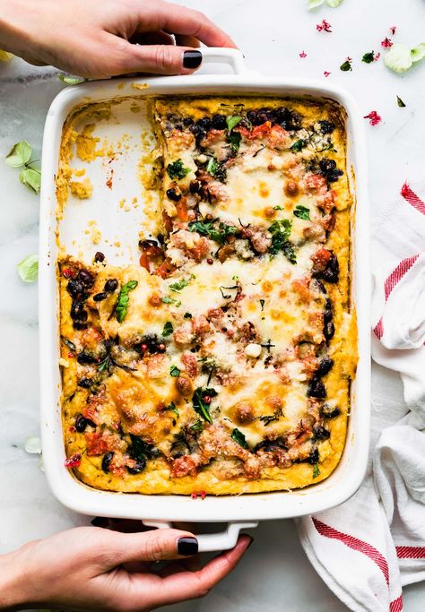 Healthy Casserole Vegetarian, Healthy Polenta Recipes, Polenta Dinner Recipes, Hearty Vegetarian Meals, Meatless Casseroles, Polenta Casserole, Casserole Vegetarian, Recipe Casserole, Baked Polenta