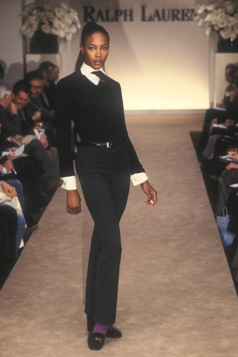 Ralph Lauren Runway, Classic Ralph Lauren, Ralph Lauren 90s, Ralph Lauren Fall, 90s Runway Fashion, Runway Fashion Couture, Corporate Fashion, Model Aesthetic, Naomi Campbell