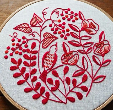 Shabby Chic Embroidery, Mexican Embroidery Designs, Scandinavian Embroidery, Russian Embroidery, Hand Embroidery Patterns Free, Birds Embroidery Designs, Textile Art Embroidery, Diy Embroidery Designs, Embroidery Template