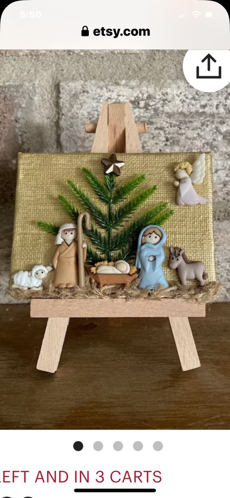 Diy Nativity, Mouse Crafts, Nativity Ornaments, Wooden Easel, Nativity Crafts, Christmas Nativity Scene, Holiday Crafts Christmas, Sunday School Crafts, Christmas Ornament Crafts