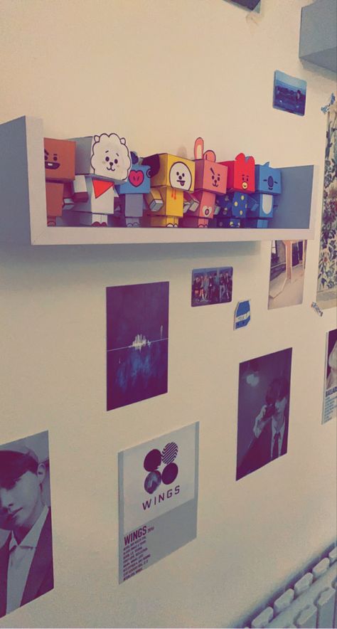 Bt21 Diy Crafts, Bts Diy Crafts Room, Bts Room Decor Ideas Diy, Bt21 Paper, Clutter Wall, Bt21 Characters, Bts Diy, Diy Gift For Bff, Bff Gifts Diy