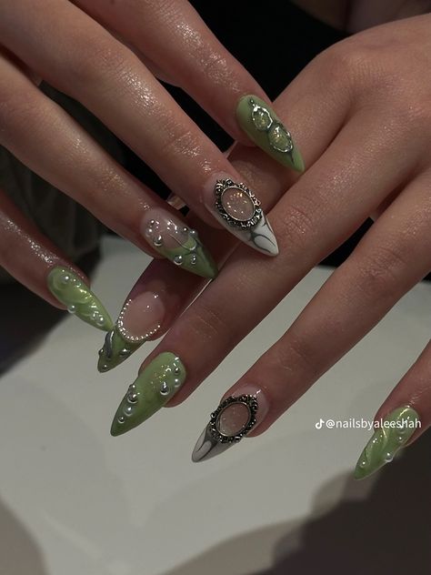 Almond Nails Sage Green, Green Nails Almond Shape, Green Fairy Nails, Green And Brown Nails, Fairy Core Nails, Green Aura Nails, Fairy Nails, Green Aura, Girls Nail Designs