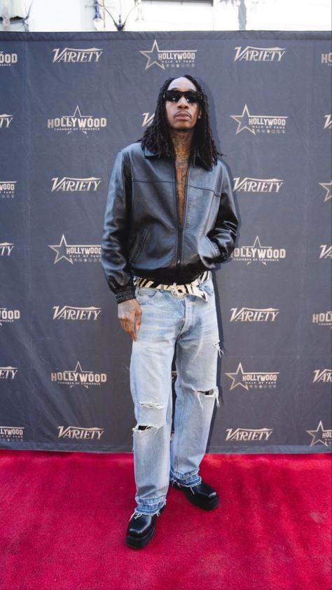 Wiz Khalifa Style Outfits, Wiz Khalifa Outfits, Wiz Khalifa Style, Reggae Style, Downtown Outfits, Wiz Khalifa, Future Style, Fit Ideas, Room Posters