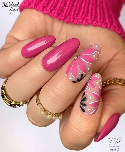 Magenta Nails Design, Magenta Nail Art, Magenta Nails, Dark Pink Nails, Elegant Touch Nails, Pink Nail Art Designs, Elegant Nail Art, Hot Pink Nails, Fancy Nails Designs