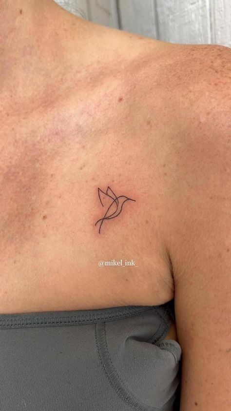 Simple Time Tattoo, Womens Minimal Tattoo, Small Sentimental Tattoos For Women, Tattoo Between Boop Simple, Inside Bicep Tattoo Women Simple, Humming Bird Tattoo Small Outline, Tiny Bicycle Tattoo, Small Tattoos Outdoors, Minimalist Unique Tattoo