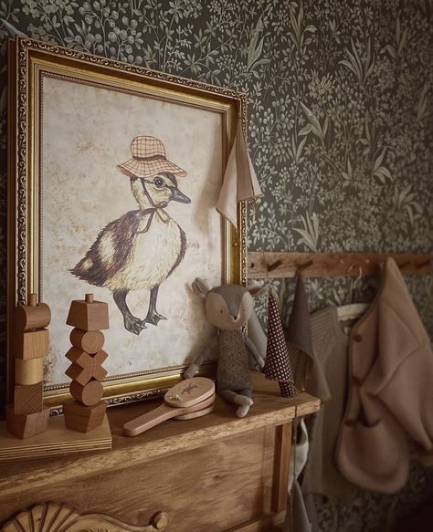 Victorian Themed Nursery, Beatrix Potter Themed Nursery, Old Timey Nursery, Vintage Toy Nursery, Traditional English Nursery, Woodland Vintage Nursery, Cottage Theme Nursery, Yellow Vintage Nursery, English Style Nursery