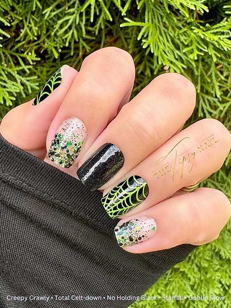 A Halloween-themed mixed manicure showcasing Creepy Crawly, Goblin Glow, Total Celt-down, and Starfall nail polish strips. Mixed Mani Ideas, Color Street Halloween, Halloween Ombre, Mixed Manicure, Black And Purple Nails, Candy Corn Nails, Neon Orange Nails, Mani Ideas, Mixed Mani