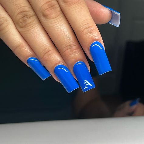 This blue is so prettyyyyy 😍😍😍 Gel polish ‘028’ from @vbeautypure - - - - - #nails #nailsnailsnails #bluenails #acrylicnails #nailinspo #nailaddict #nailpolish Royal Blue Acrylic Nails With Initial, Blue Initial Nails, Blue Nails With Initials, Nails 2024 Blue, Acrylic Na, Blue Acrylic Nails, Blue Nail Designs, Blue Nail, Cute Acrylic Nails