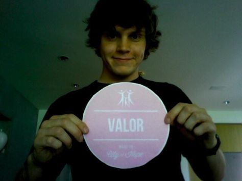 Evan Peters Pfp, His Smile, My Gallery, Evan Peters, Photo Gallery