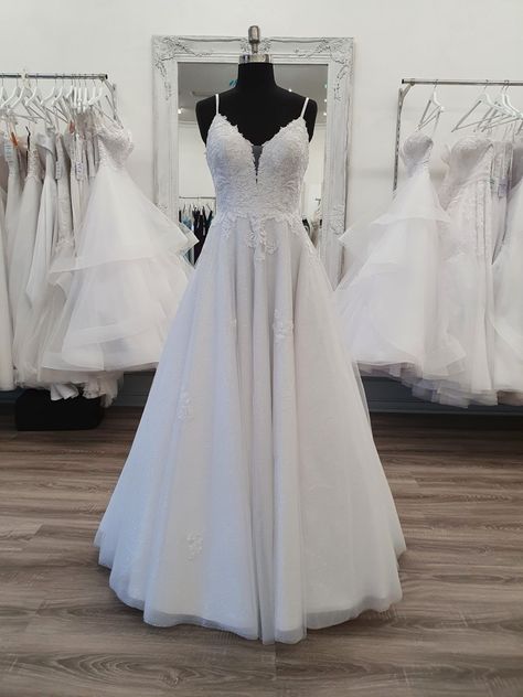 Deb Dress, Cotillion Dresses, Debutante Dresses, Sweetheart Evening Dress, Bella Bridal, A Line Bridal Gowns, Deb Dresses, Skirt With Lace, Dream Wedding Ideas Dresses