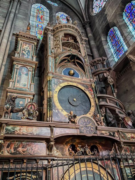 Strasbourg Cathedral: A Visitor's Guide to this UNESCO Site French Gothic Architecture, Strasbourg Cathedral, First Class Flights, Outdoor Adventure Gear, Gothic Cathedrals, Gothic Cathedral, French History, Minimalist Travel, Orient Express