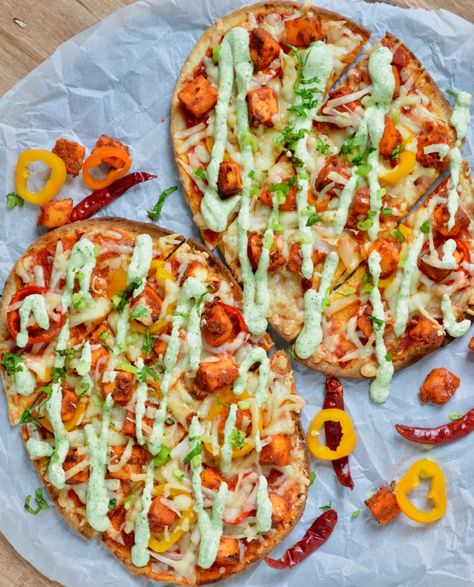 Tandoori Paneer Naan Pizza - My Vegetarian Roots Chicken Tandoori Masala, Paneer Naan, Spicy Yogurt Sauce, Tandoori Pizza, Indian Pizza, Paneer Pizza, Naan Pizza Recipes, Tandoori Paneer, Veg Pizza