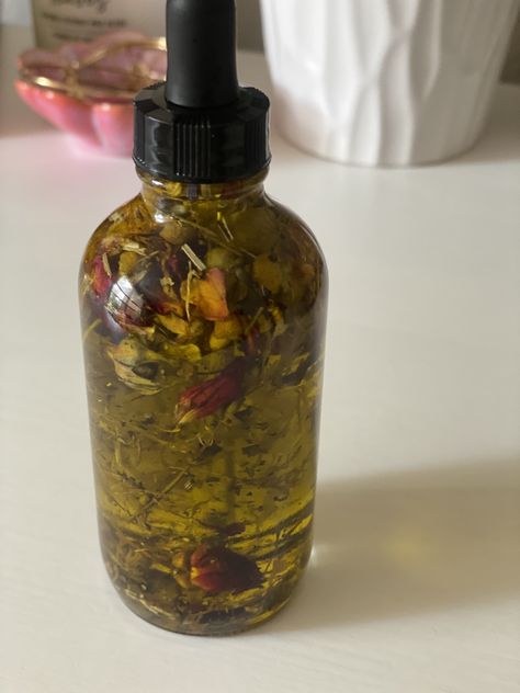 Hair Oils Aesthetic, Hair Oiling Aesthetic, Hair Growth Aesthetic, Hair Oil Packaging Design, Hair Oil Business, Hair Oil Aesthetic, Loc Oil, Oils Aesthetic, Herbal Hair Growth Oil