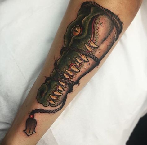 Elmo Teale's Work <3 Peyton Tattoo, Church Tattoo, Alligator Tattoo, Crocodile Tattoo, Diamond Tattoo Designs, Rip Tattoo, Tattoo Maker, Diamond Tattoos, Pin Up Tattoos