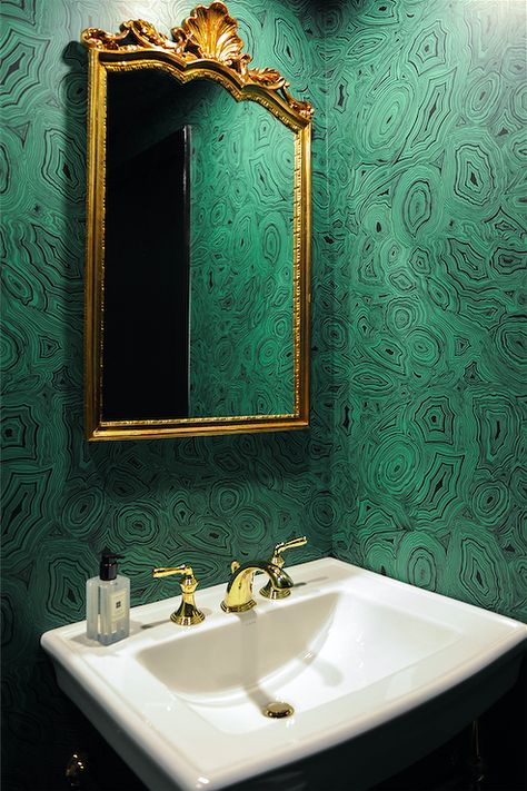 Emerald Green Powder Room with Gold Ornate Mirror Cole & Son Malachite Fornasetti wallpaper gold mirror Bathroom Wallpaper Green, Wallpaper Half Bath, Green Powder Room, Coin Banquette, Fornasetti Wallpaper, Malachite Wallpaper, Gold Ornate Mirror, Bathroom Green, Green Sink