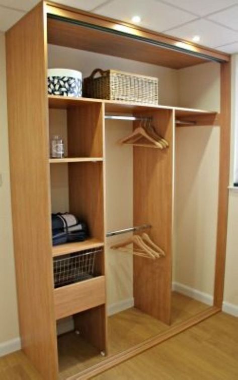 The best diy for wardrobe that you can try 15 Closer Idea, Diy Wardrobes, Diy Fitted Wardrobes, Fitted Wardrobes Bedroom, Ideas Cuarto, Sliding Wardrobes, Doors Wardrobe, Fitted Wardrobe, Mirror Doors