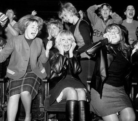 Beatles Concert, Beatles Fans, Musica Rock, Black And White Photograph, British Invasion, National Photography, The Fab Four, I'm With The Band, Famous Girls