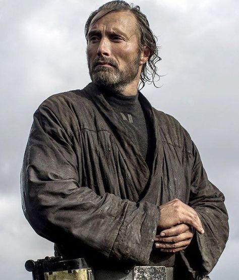 Mads Mikkelsen as Galen Erso in the 2016 film Rogue One: A Star Wars Story Galen Erso, 007 Casino Royale, Rouge One, Rogue One Star Wars, Rebellions Are Built On Hope, Dark Vader, Star Wars Rogue One, Star Wars Bb8, Jyn Erso