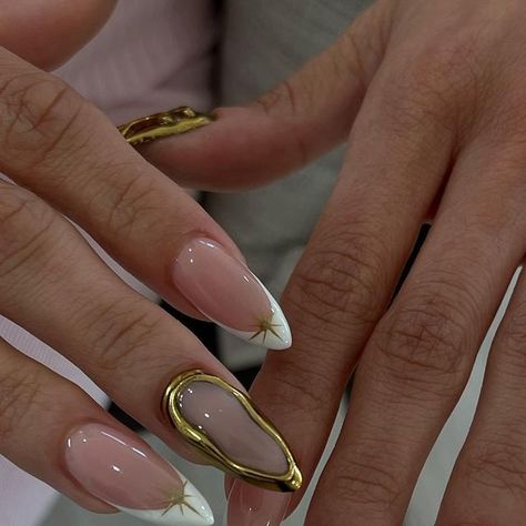 IT’S A LIFESTYLE NAILS | SAN JOSE on Instagram: "Gold goddess vibes👑 Using @daily_charme gold chrome and chrome gel effect  . . . . . . . #sanjosenails #bayareanails #chromenails #almondnails" White French Tip With Gold Chrome, Gold Texture Nails, White With Gold Chrome Nails, Almond Gold Chrome Nails, 3d Gold Nail Art, Gold Chrome Heart Nails, Acrylic Nail Designs Gold, Gold Outline Nails, Gold Chrome French Tip Nails