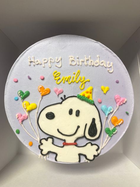 Bolo Snoopy, Ugly Cake, Snoopy Cake, Snoopy Party, Snoopy Birthday, Mini Cakes Birthday, Snoopy Wallpaper, Cute Baking, Creative Birthday Cakes