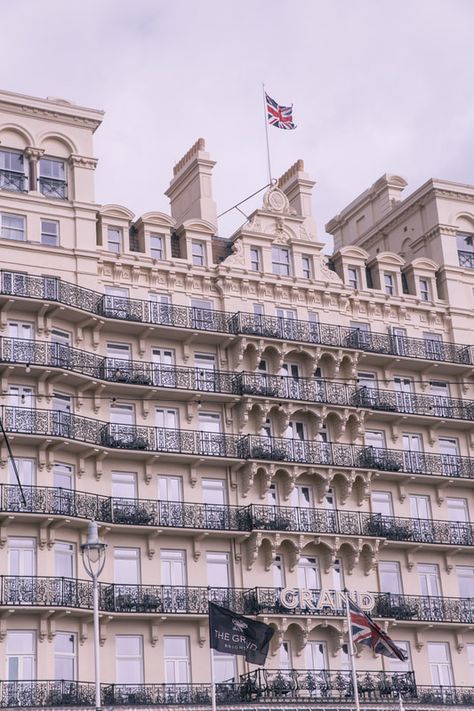 Brighton Architecture, Seaside Architecture, Victorian Seaside, Micro Living, Brighton Sussex, Seaside Apartment, Brighton England, English Summer, Living In England