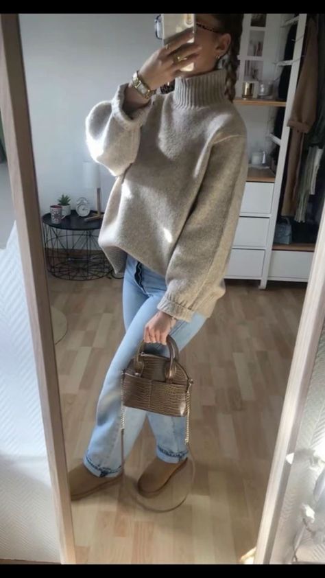 Leggings High Heels Outfit, Outfit Ideas Hiver, Zara Drip Winter, Outfit Jean Bleu, Zara Winter Outfit, Ootd Jean, Fashion 2023 Casual, Outfit Zara Drip, Outfit Pull