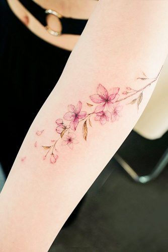 Flower Tattoos Designs, Tato Geisha, Colorful Flower Tattoo, Tattoo Diy, Shape Tattoo, Small Flower Tattoos, Flower Tattoo Arm, Cat Tattoos, Inspiration Tattoos