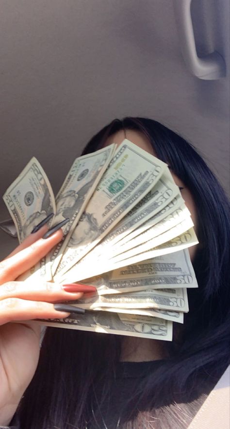 Pictures With Money, Girl With Money, Wealthy Aesthetic, Sterling Money, Creative Vision Boards, Money Buys Happiness, Dollar Note, Money Girl, Critical Essay