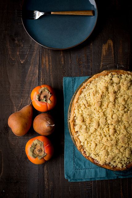 Persimmon and Pear Brandy Pie with Vanilla Bean Crumble www.pineappleandcoconut.com #pieweek by PineappleAndCoconut, via Flickr Sweet Potato Tartlets, Pear Pie Recipe, Butternut Squash Pie, Pear Brandy, Maple Sweet Potatoes, Pear Sauce, Yummy Pie Recipes, Persimmon Recipes, Coconut Tart