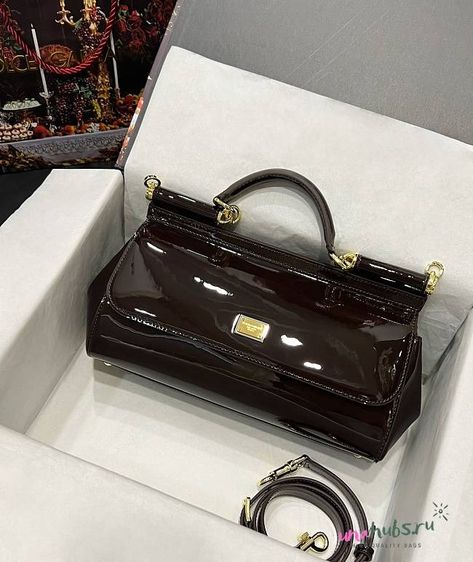 D&G Dolce Gabbana Small Sicily Brown Handbag - unahubs.ru Dg Bag, Pink Swirls, Brown Handbag, Top Collection, Branded Bags, Bag Fashion, Cute Bag, Black Handbags, Bags Shoes