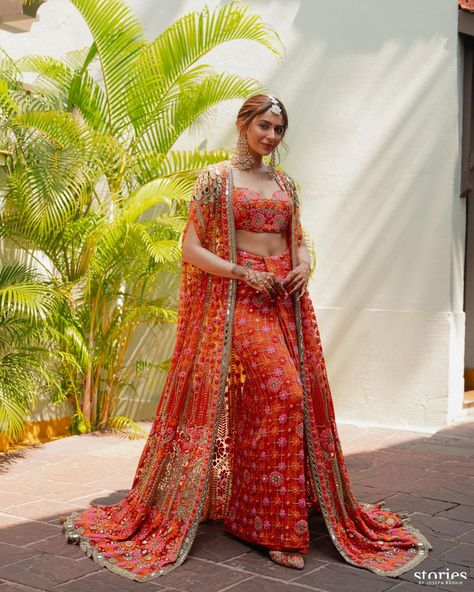 Photo from Rakul Preet Singh and Jackky Bhagnani Wedding Rakul Preet Wedding Outfits, Rakul Preet Wedding Look, Sister Of Bride Lehenga, Rakul Preet Wedding Lehenga, Mehandi Looks For Bride, Haldi Wear For Bride, Outfit Ideas For Haldi Ceremony, Mehendi Outfits Bridal Indian, Mehandi Outfit For Bride